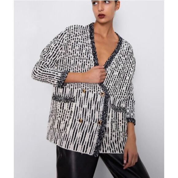 ZARA Structured Double breasted Knit Black, White Cardigan Jacket Oversized Sz S - Picture 3 of 16